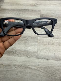Ray-Ban Meta Smart Glasses