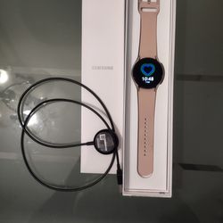 Samsung Galaxy Watch4 still in box $65