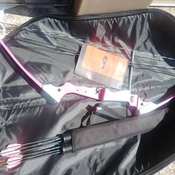 Pink Genesis Bow And Arrow Set With Bag