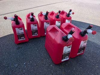 Gas cans 5 gallon