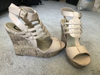 Guess wedges