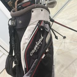 Cleveland Golf Bag With Clubs