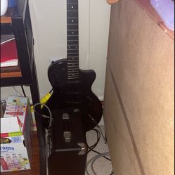 Guitar & Amplifier 