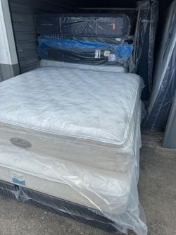 King size mattress and box spring