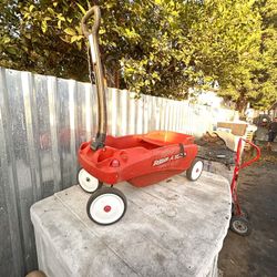 Radio Flyer Wagon