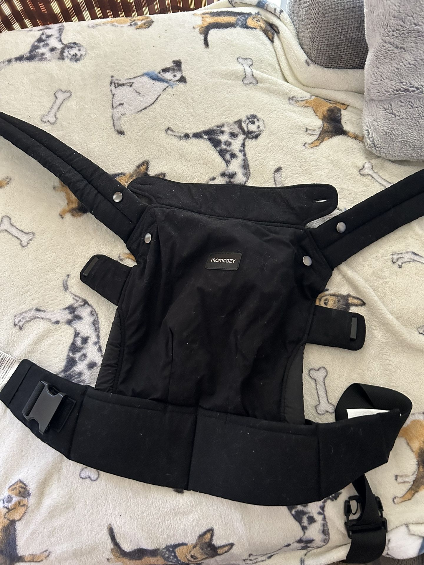 momcozy baby carrier