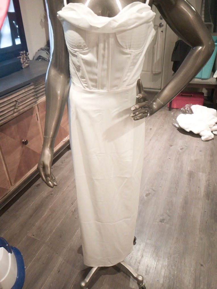 White Fitted Satin Dress size S