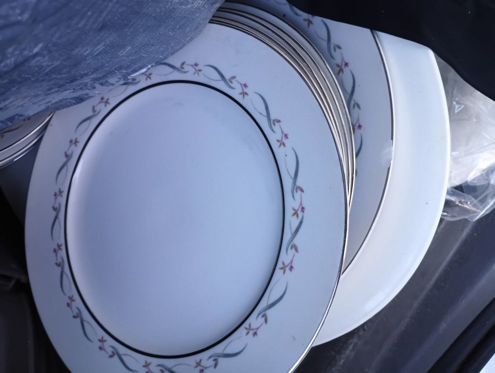 Fine China Mint Condition