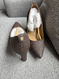 Michael Kors new shoes size 6.5