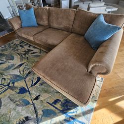 Sectional Couch With Chaise Lounge
