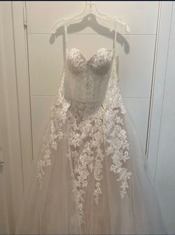 Lace Tulle Wedding Gown with Tags