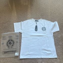 white chrome hearts tee size M