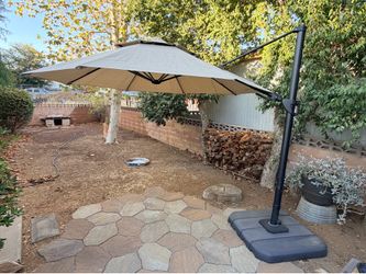 Luxury Patio umbrella and cover