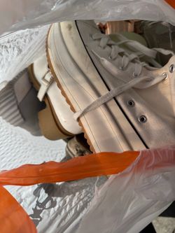 Free bag of size 10 woman’s shoes