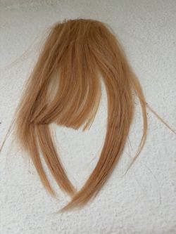 Clip on   Hair extension  golden  blond