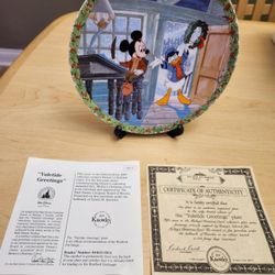 Vintage Disney Yuletide Collector Plate