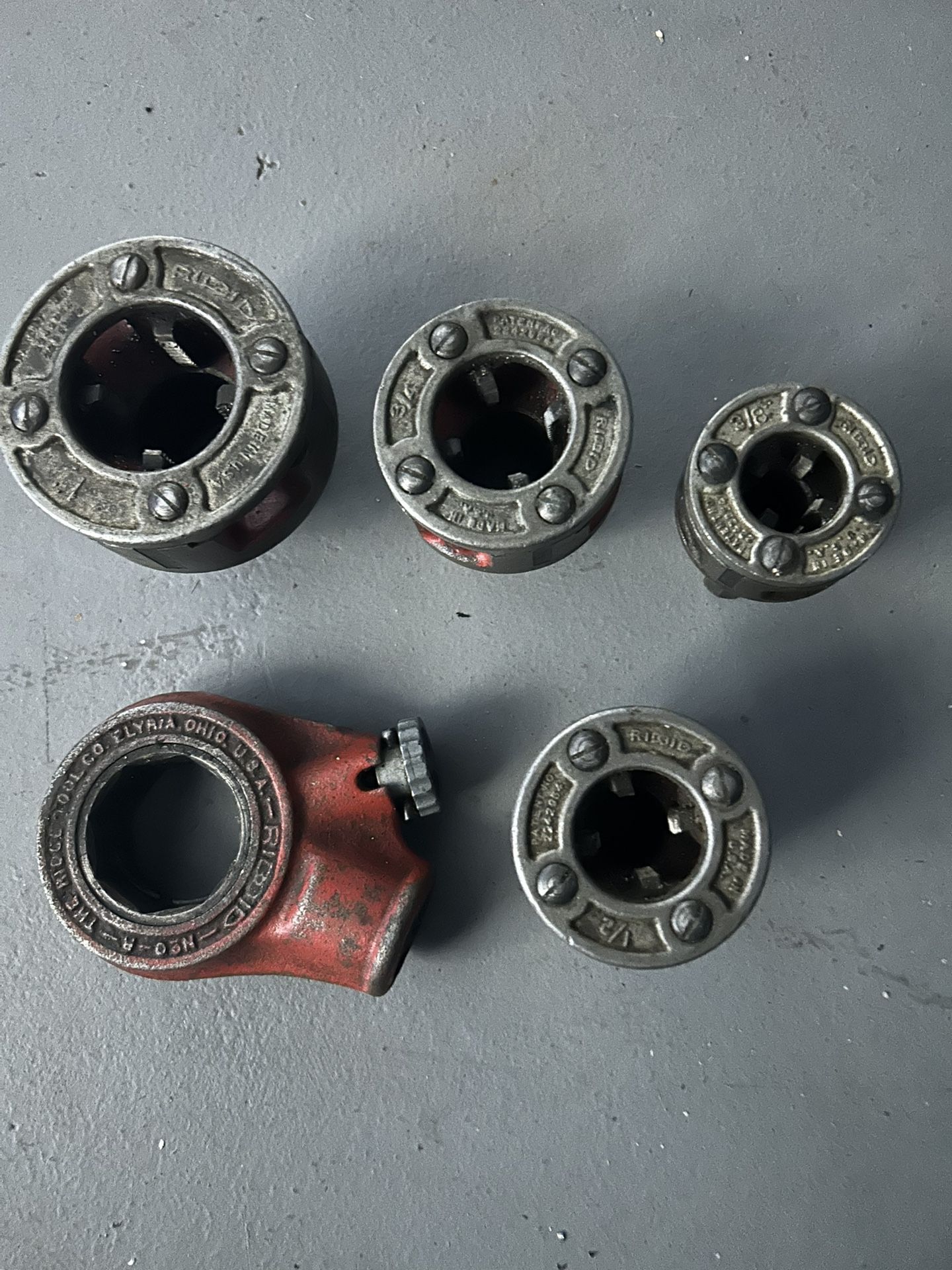 Rigid Threaders 