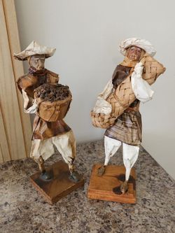 Set of Vintage Paper Mache Mexican Folk Art Sculptures Farmers With Harvest