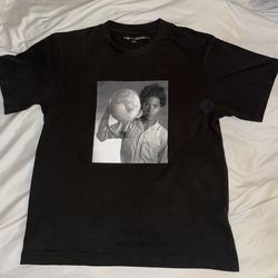 Jean Michel Basquiat  x NWOT Uniqlo  Green Peace Makos T-Shirt  Unisex  Size MEDIUM  Lightly Used