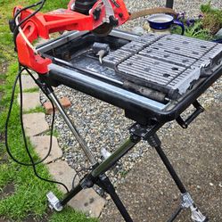 Tile saw