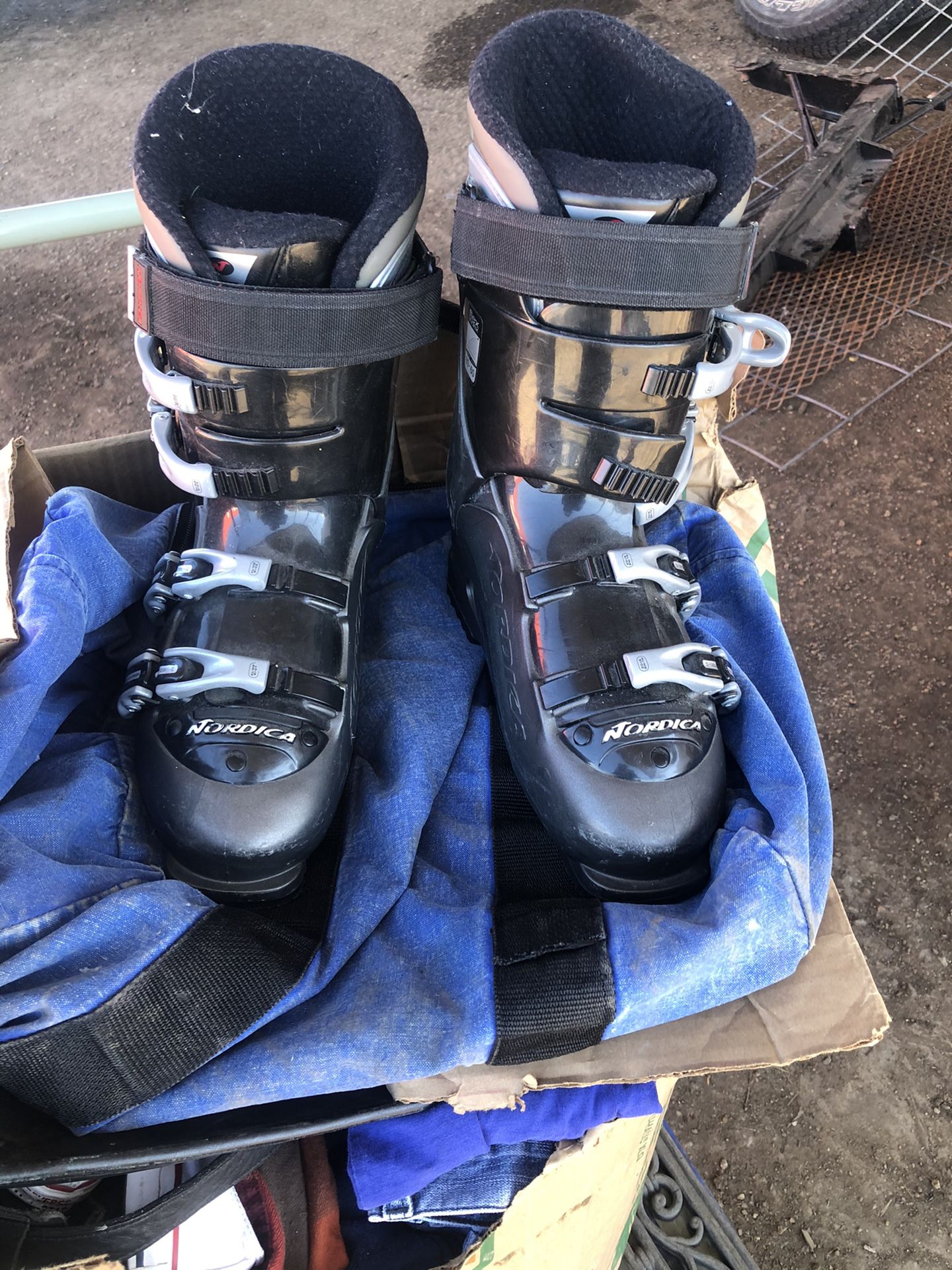 Nordica N5 Downhill SkiBoots