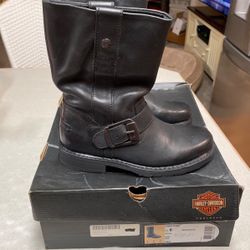 Harley Davidson motorcycle Womens boots never worn