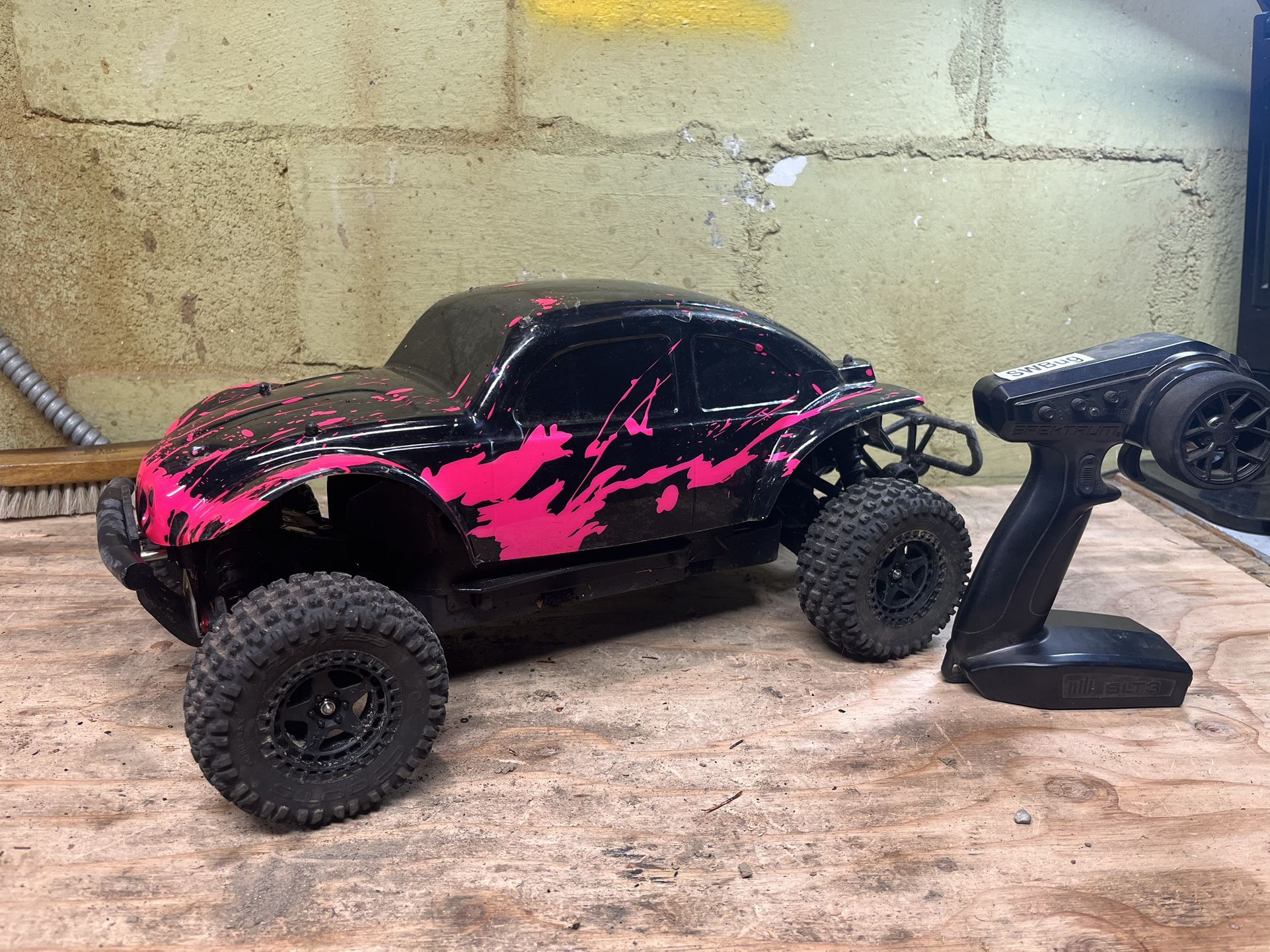 Arrma Senton / Bigrock 4x4 Brushless BLX R/C truck