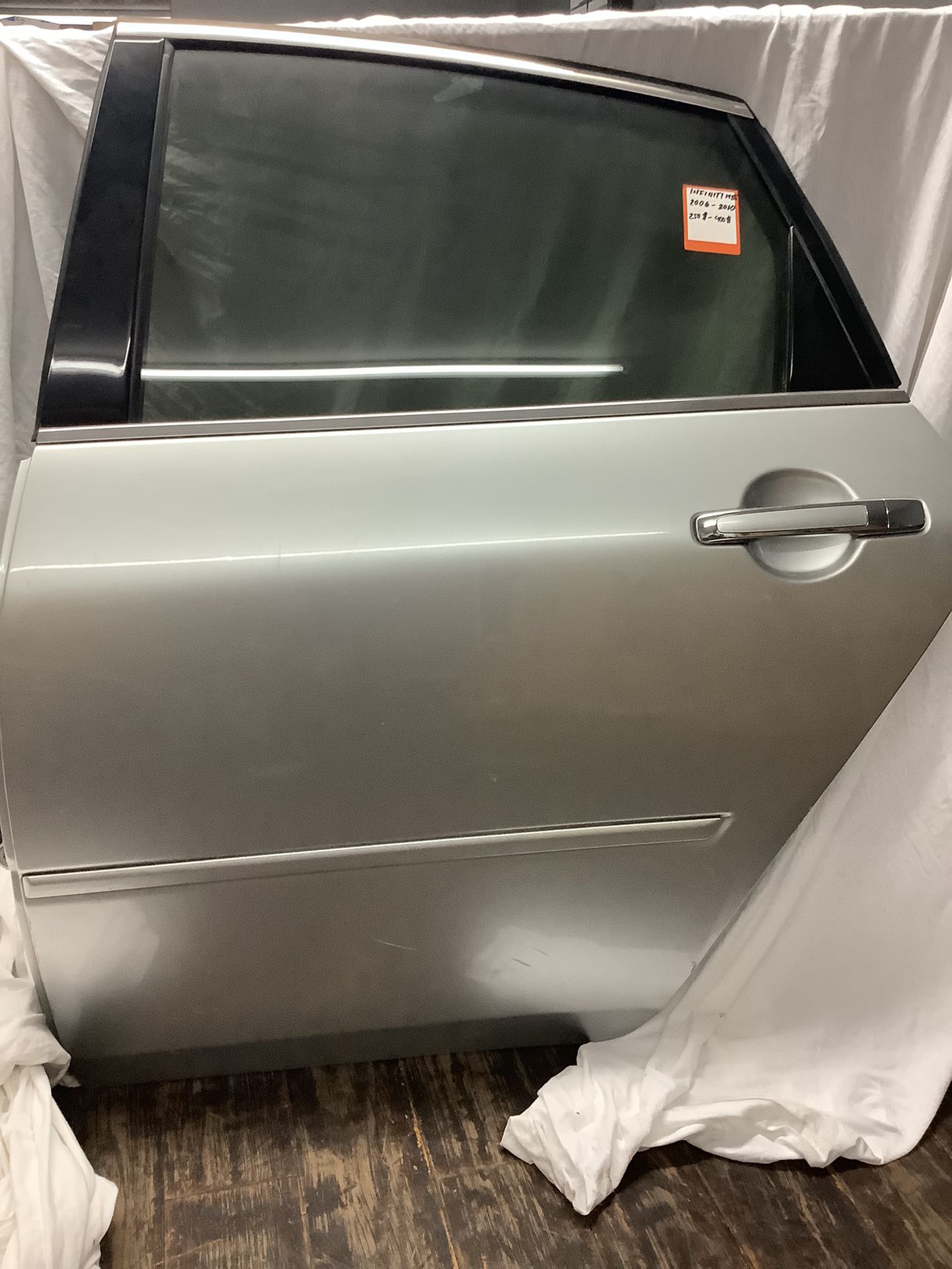 2006-2010 Silver Infiniti M35 Left Rear Door For Sale! $199 Good Condition 
