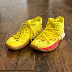 Kyrie 5 SpongeBob Size 8