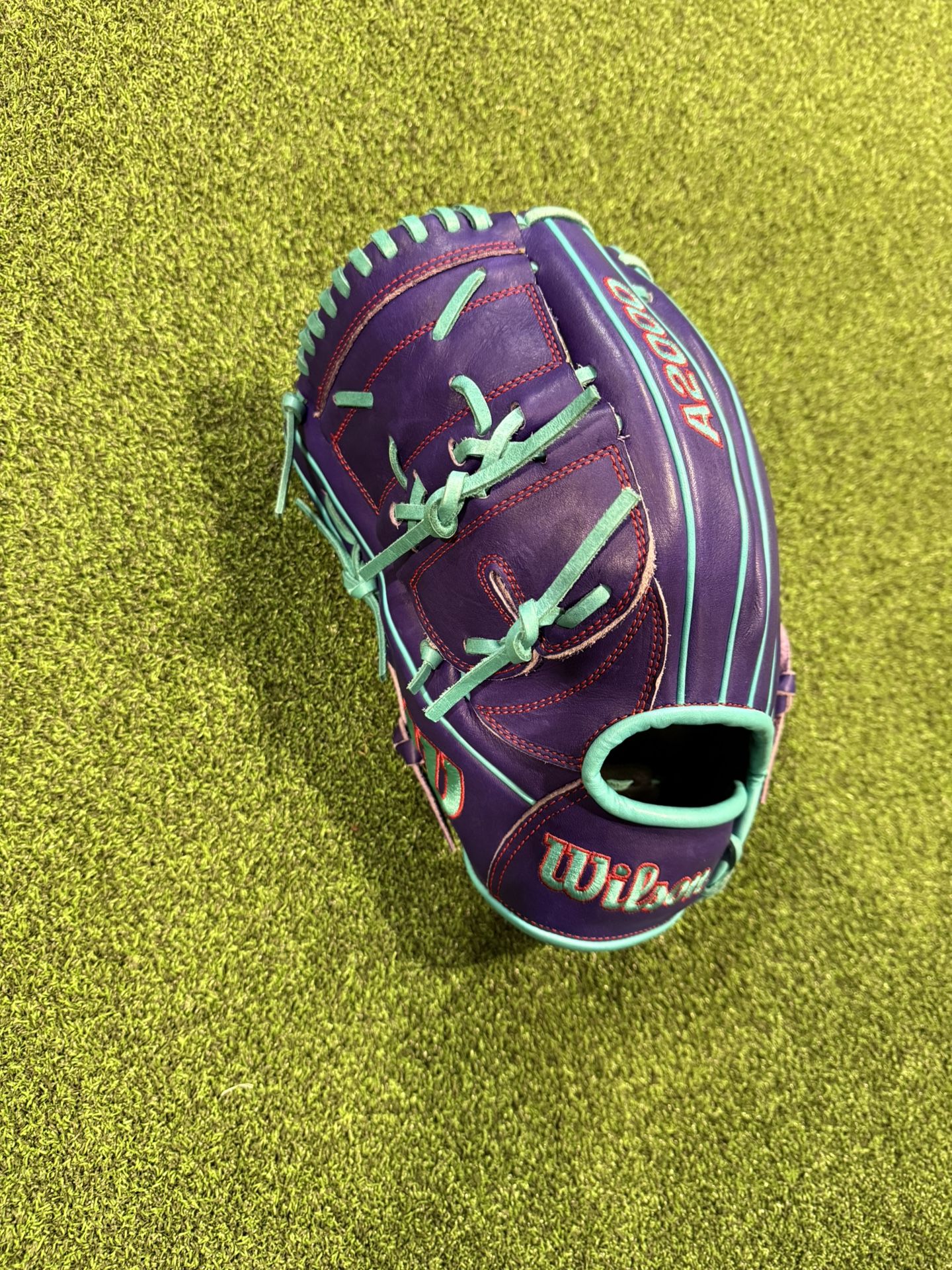 Wilson A2000 Better Baseball Exclusive Glove For Left Handed Thrower