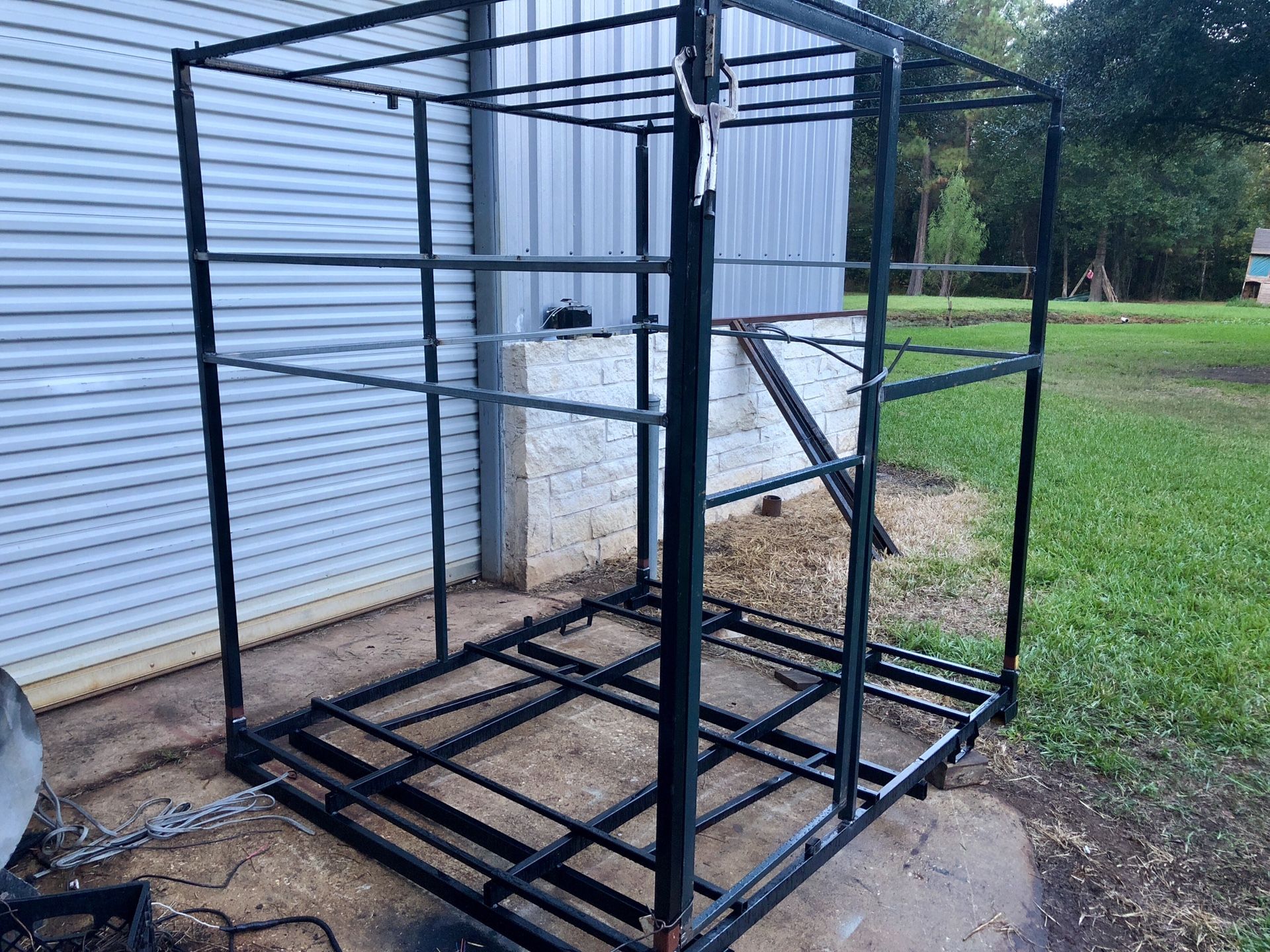 Deer Stand Steel Framed Stands & Deer Blinds Feeders for Sale in Waller