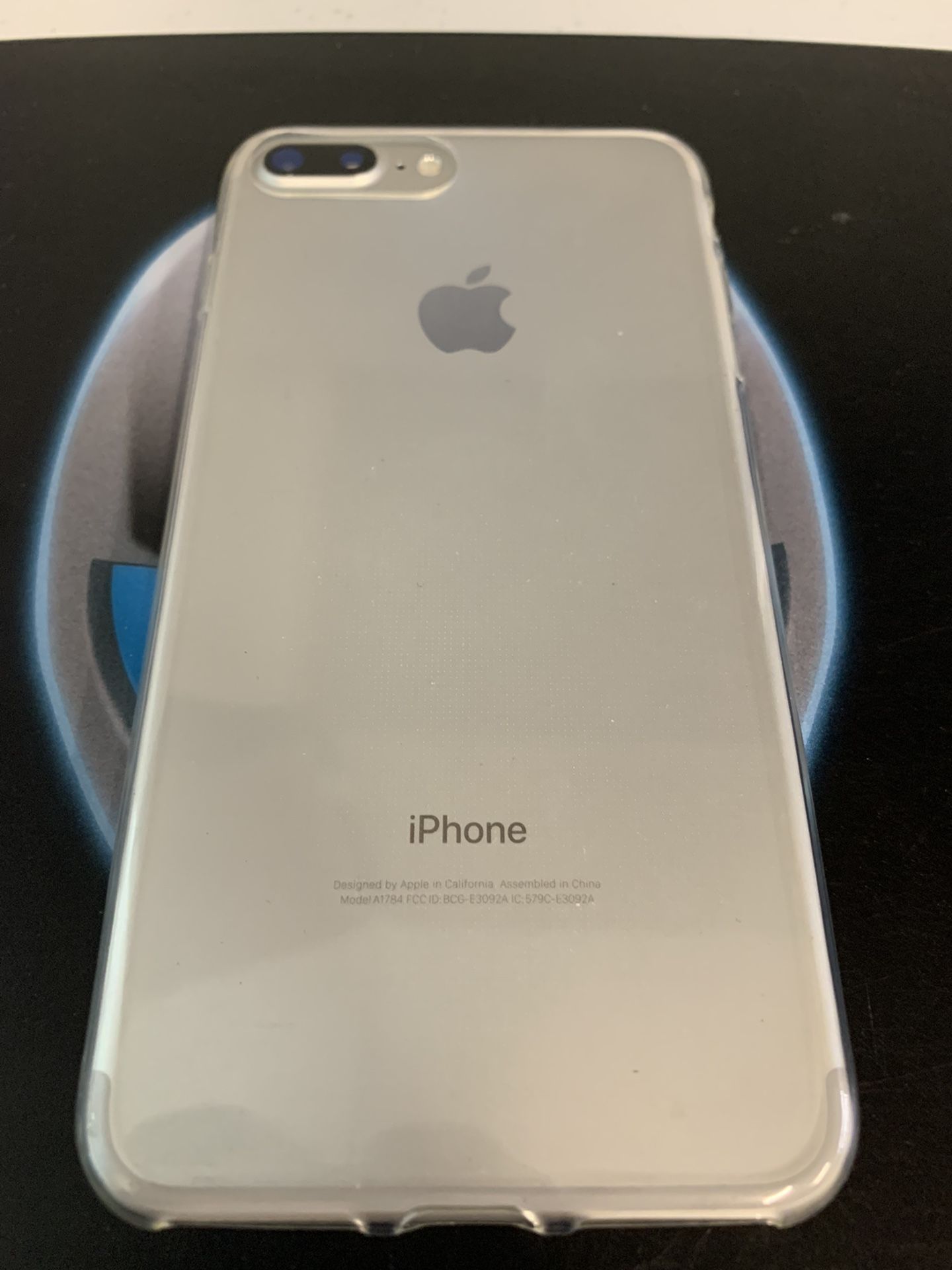 iPhone 8+ Gold 64GB $325