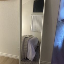 Mirror 