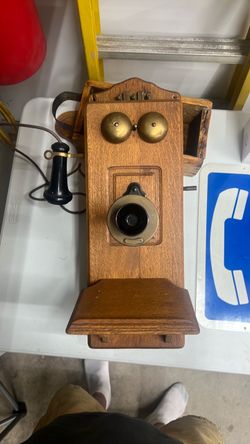 Antique western electric crank phone