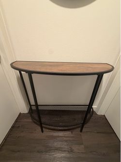 Entry Way Table