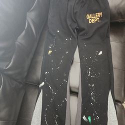 GALLERY DEPT. Paint splatter Sweats (Size x-large) Excellent Condition Like New 100% Authentic