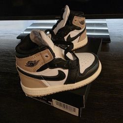 Jordan 1 Retro "Latte"
