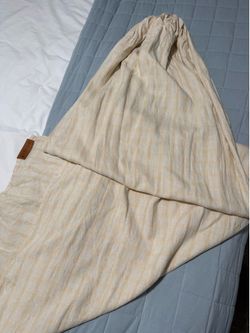 Linen, wild bird sling