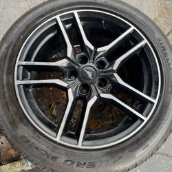 2019 Original Mustang GT Set Of 4 Tires 