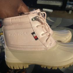 Tommy boots