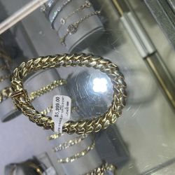 Curb Bracelet 10k 48 Grams 