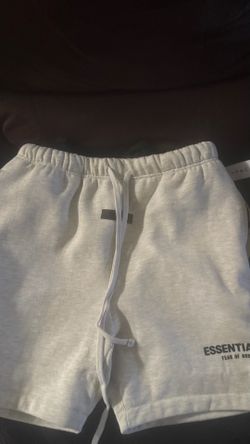 Light oatmeal essential shorts