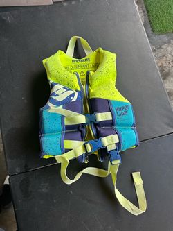 Hyper lite child life vest 33-55 lbs xs-s