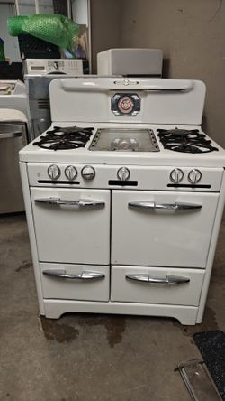 Antique Gas Stove