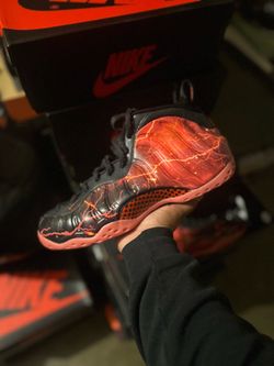 Nike Air Foamposite One Stranger Things Sz 12