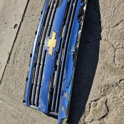 Chevy Silverado 2500 Grille Oem 