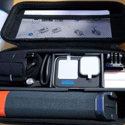 GOPRO Hero 11 Black PRO Bundle New With 5 Enduro Batteries  Dual Battery Charger