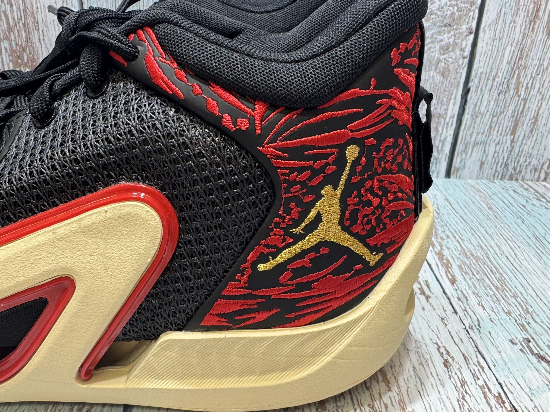 Jordan Tatum 'Zoo' Black Gold Red Size DX5572 001 Rare Hard