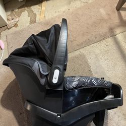 Evenflo car seat for kids