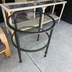 Pottery Barn Tanner Round End Table 